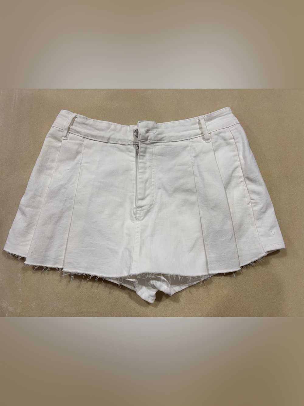 Love Tree White Pleated Denim Skort